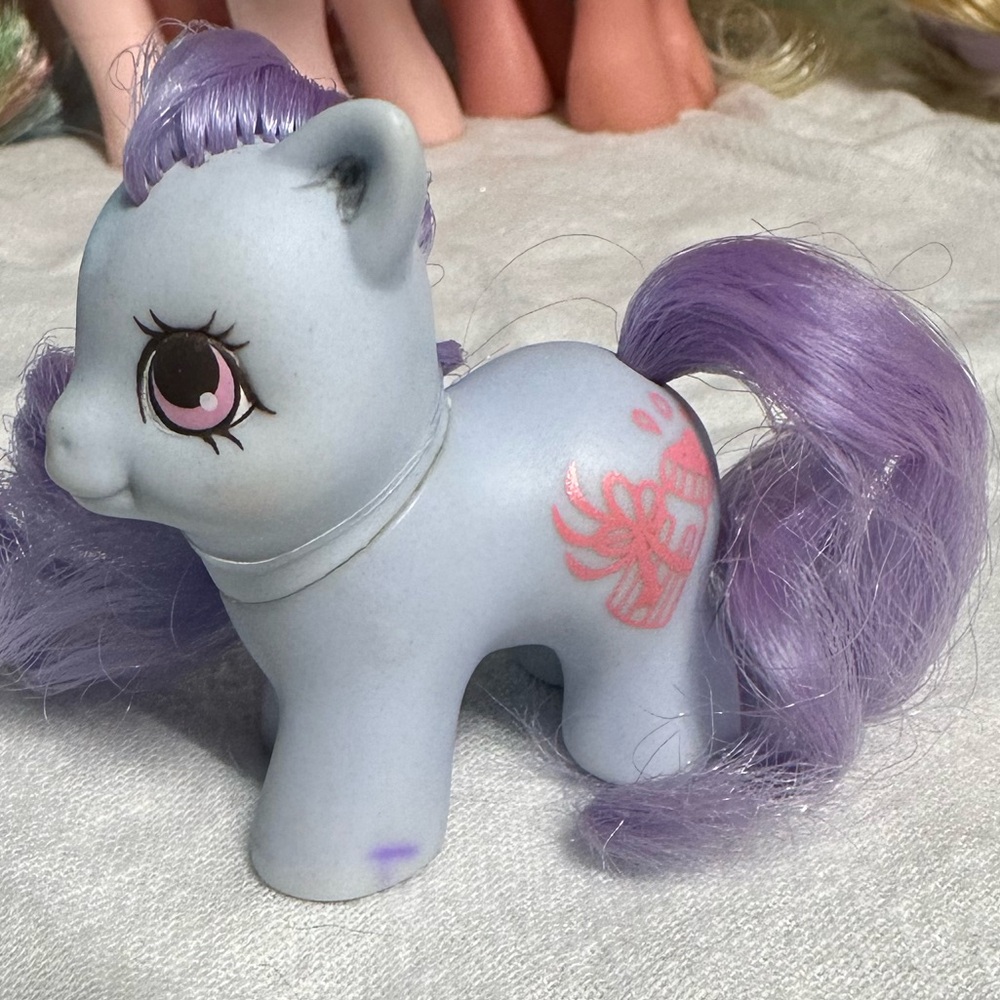 My Little Pony- teeny tiny pony- little Honey Pie